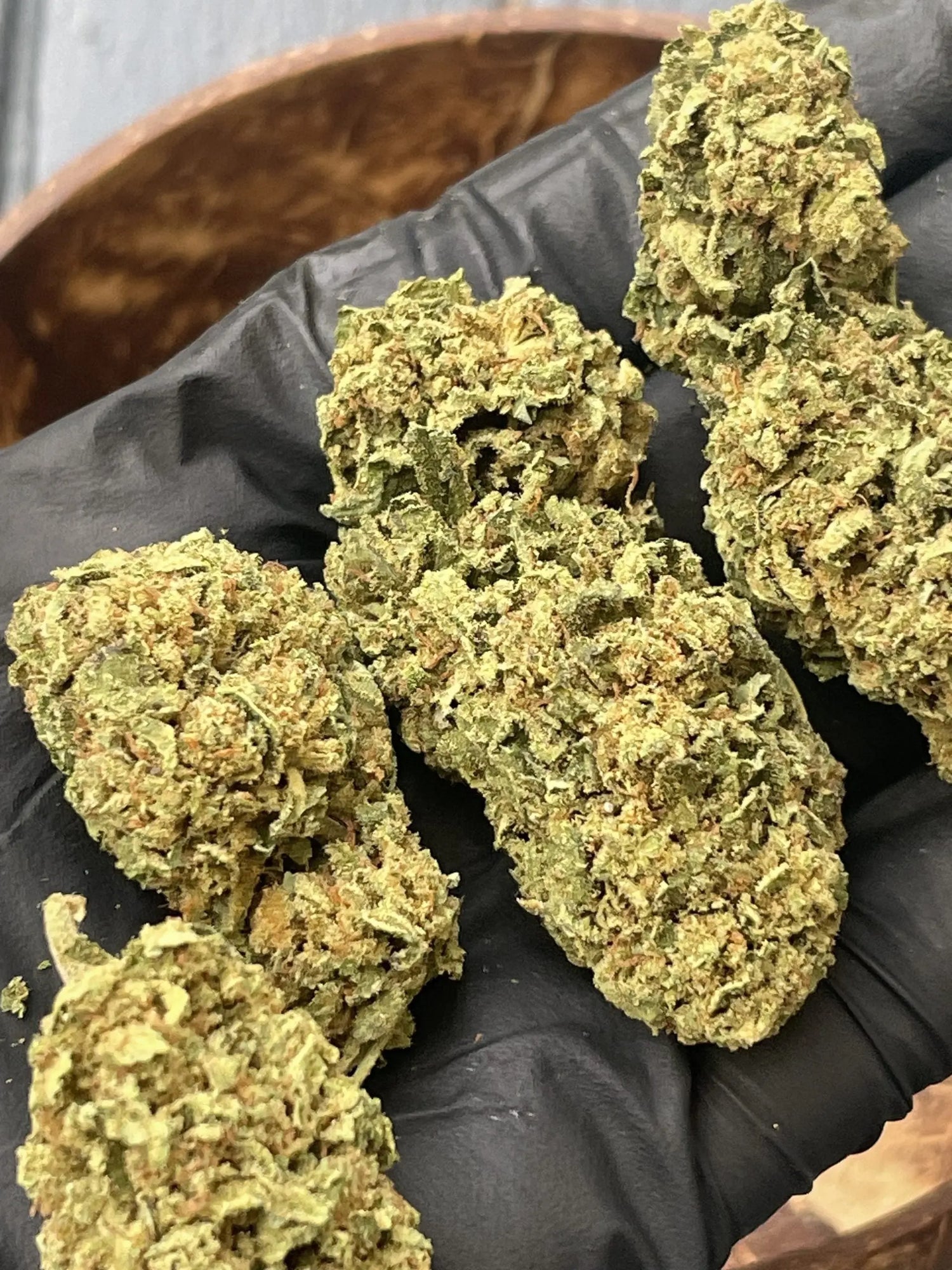 💥 AK-47 CBD – Puissante, aromatique et terriblement relax 🌿 califrench